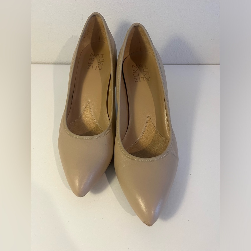 Naturalizer Evie Pumps Women Size 7 used